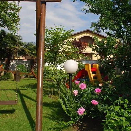 Anna Bed & Breakfast Mira